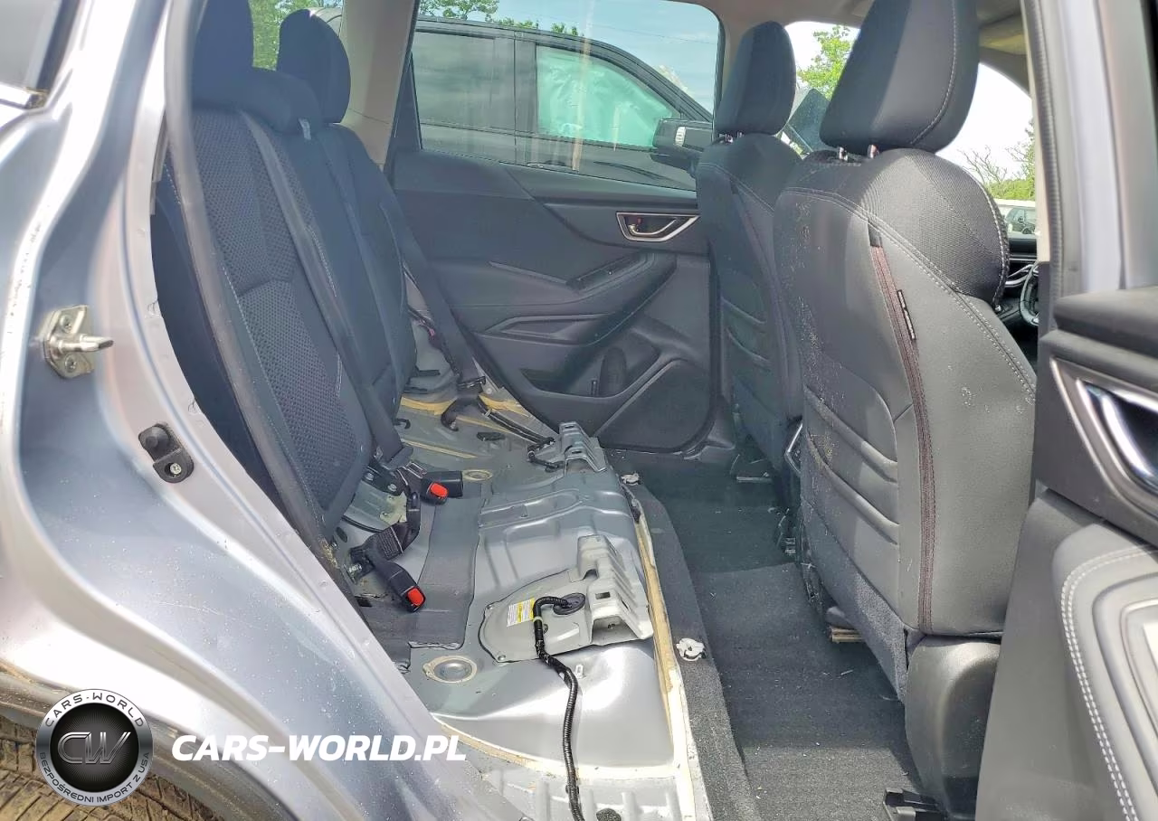 2020 Subaru Forester Premium VIN:JF2SKAJCXLH480699 - 11