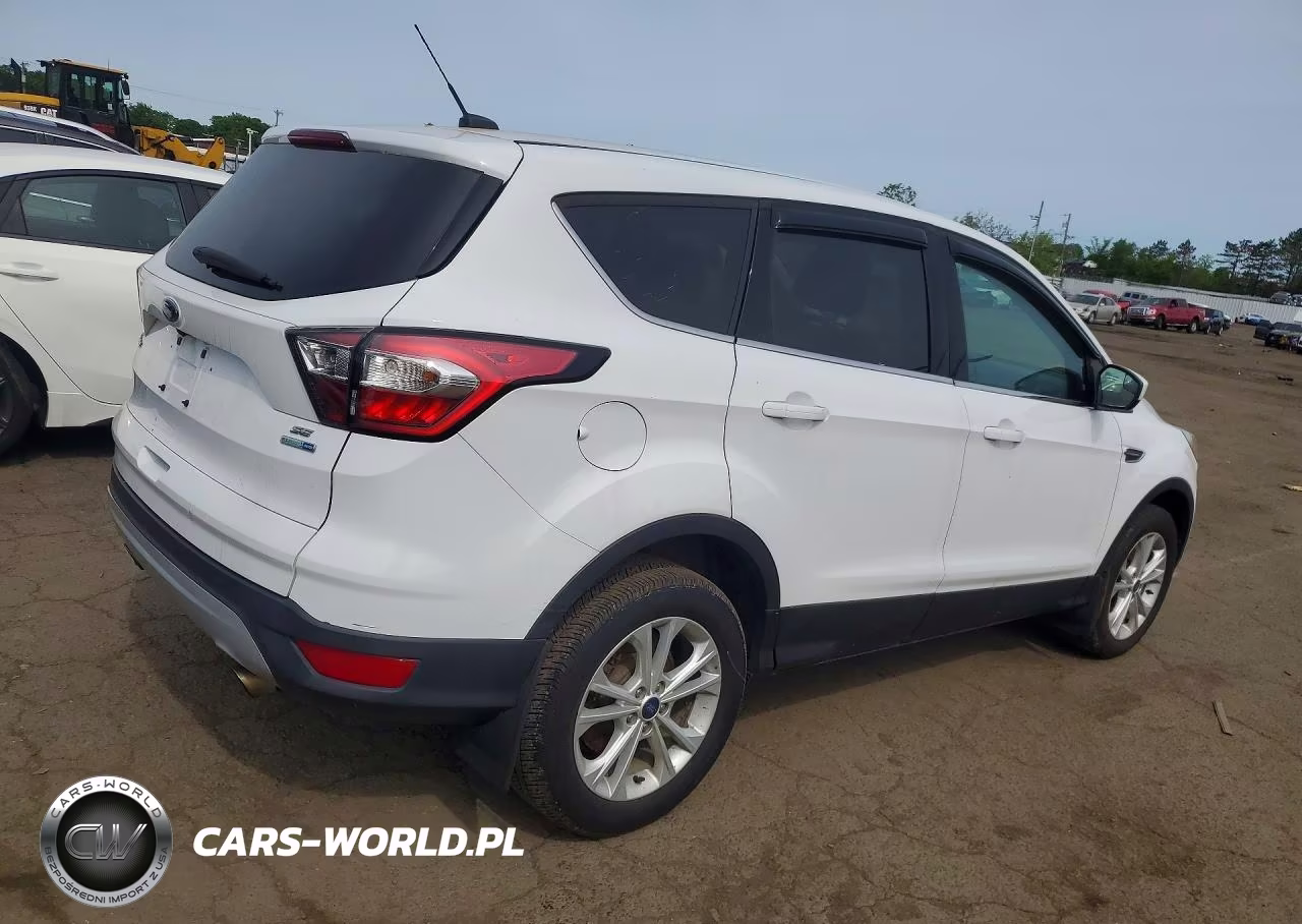 2017 Ford Escape Se VIN:1FMCU9GD6HUA33034 - 3