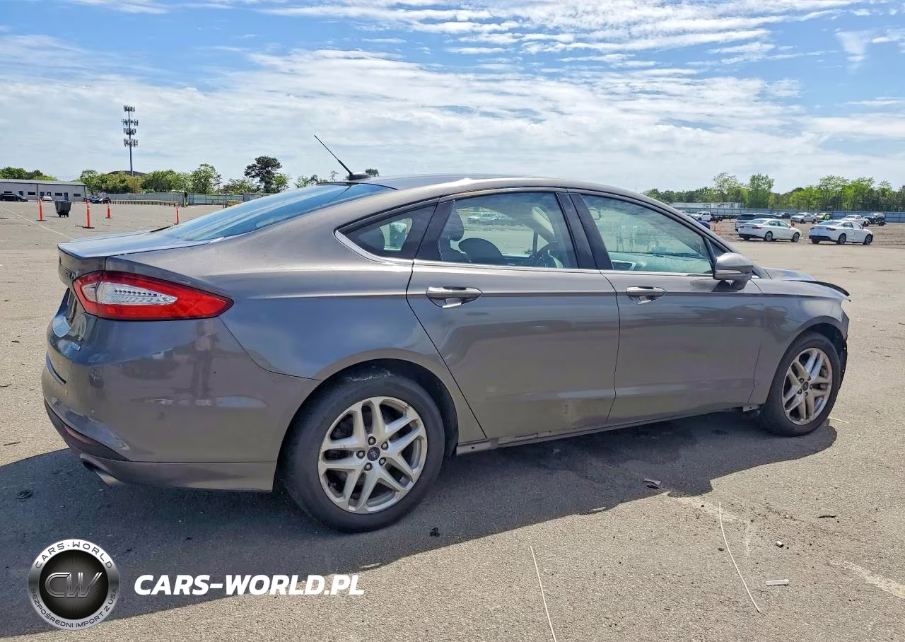 2014 Ford Fusion Se VIN:3FA6P0HD3ER133118 - 3