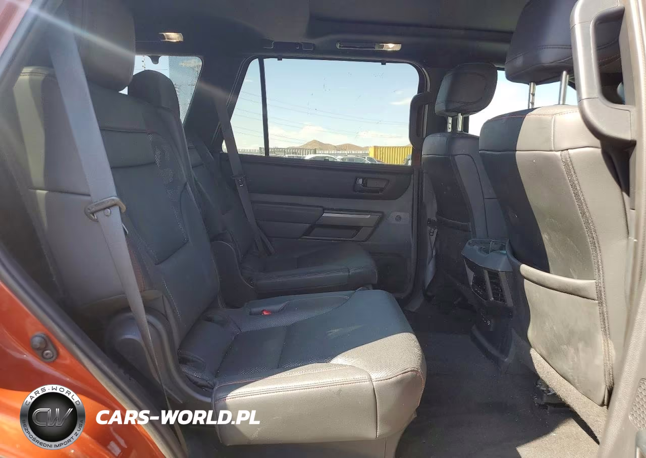 2024 Toyota Sequoia Trd Pro VIN:7SVAAABA5RX025094 - 11