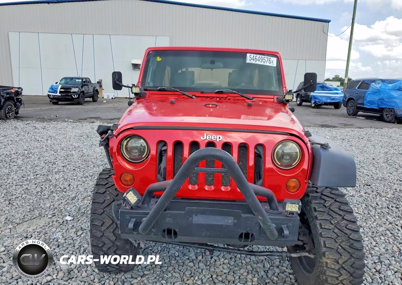 2009 Jeep Wrangler Unlimited X VIN:1J4GA39159L708100 - 5