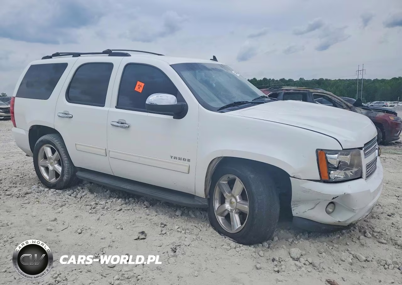 2013 Chevrolet Tahoe C1500 Ls VIN:1GNSCAE06DR361403 - 4