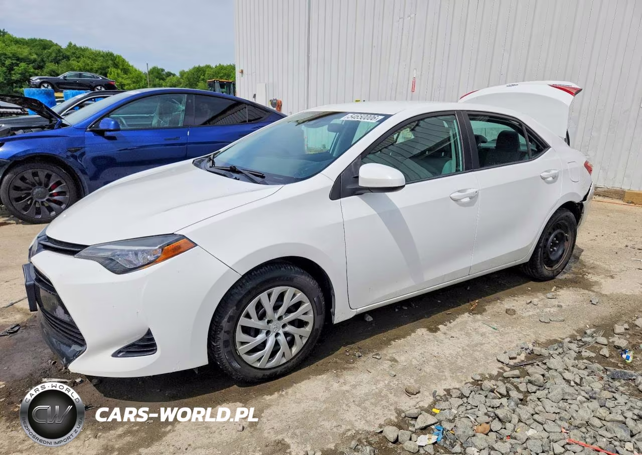 2018 Toyota Corolla Le – zdjęcie 1 z 12