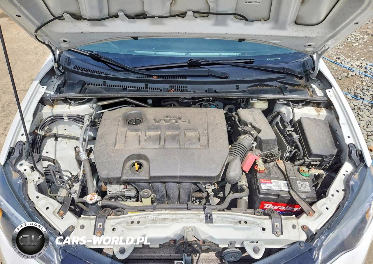 2018 Toyota Corolla Le VIN:2T1BURHE5JC069274 - 11