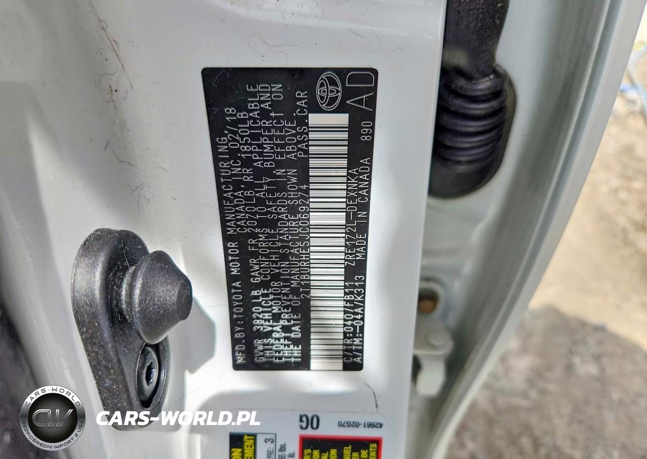 2018 Toyota Corolla Le VIN:2T1BURHE5JC069274 - 12