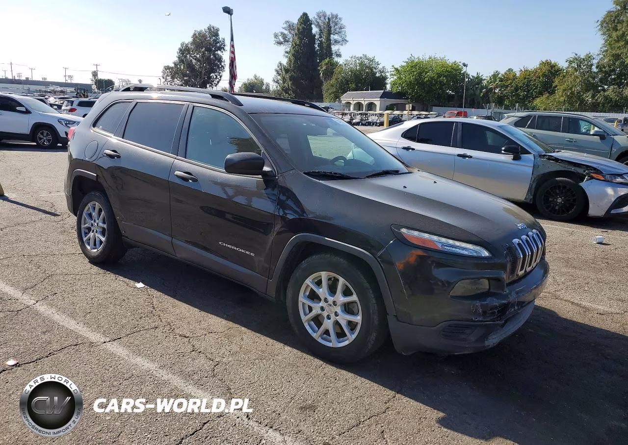 2015 Jeep Chereokee VIN:1C4PJLABXFW694974 - 4