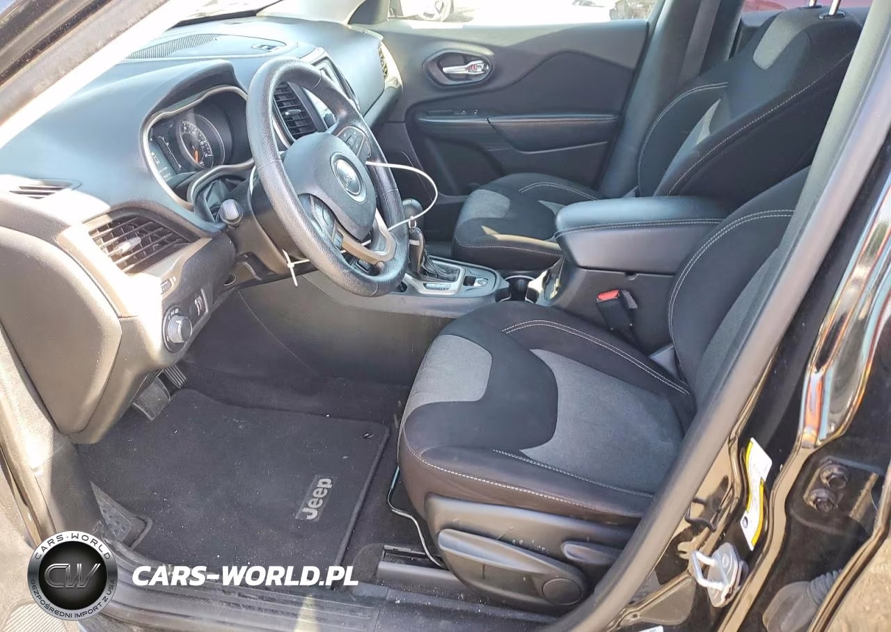 2015 Jeep Chereokee VIN:1C4PJLABXFW694974 - 7