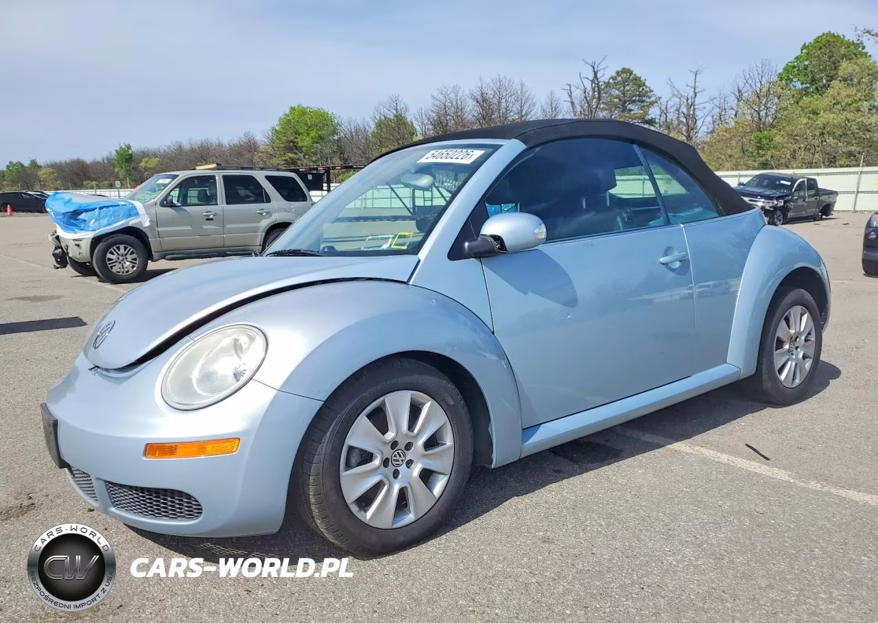 2009 Volkswagen New Beetle S