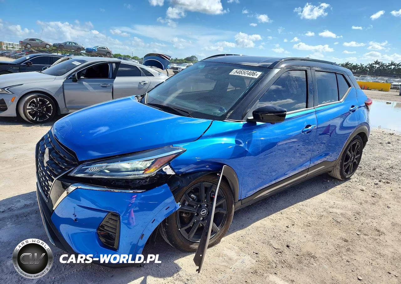 2023 Nissan Kicks Sr – zdjęcie 1 z 13