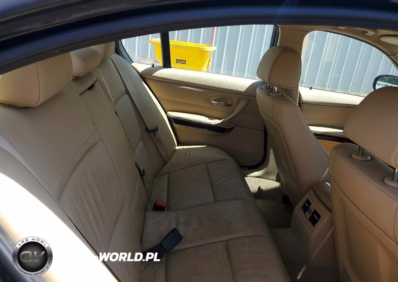 2011 BMW 328 I VIN:WBAPH7G57BNN02153 - 10