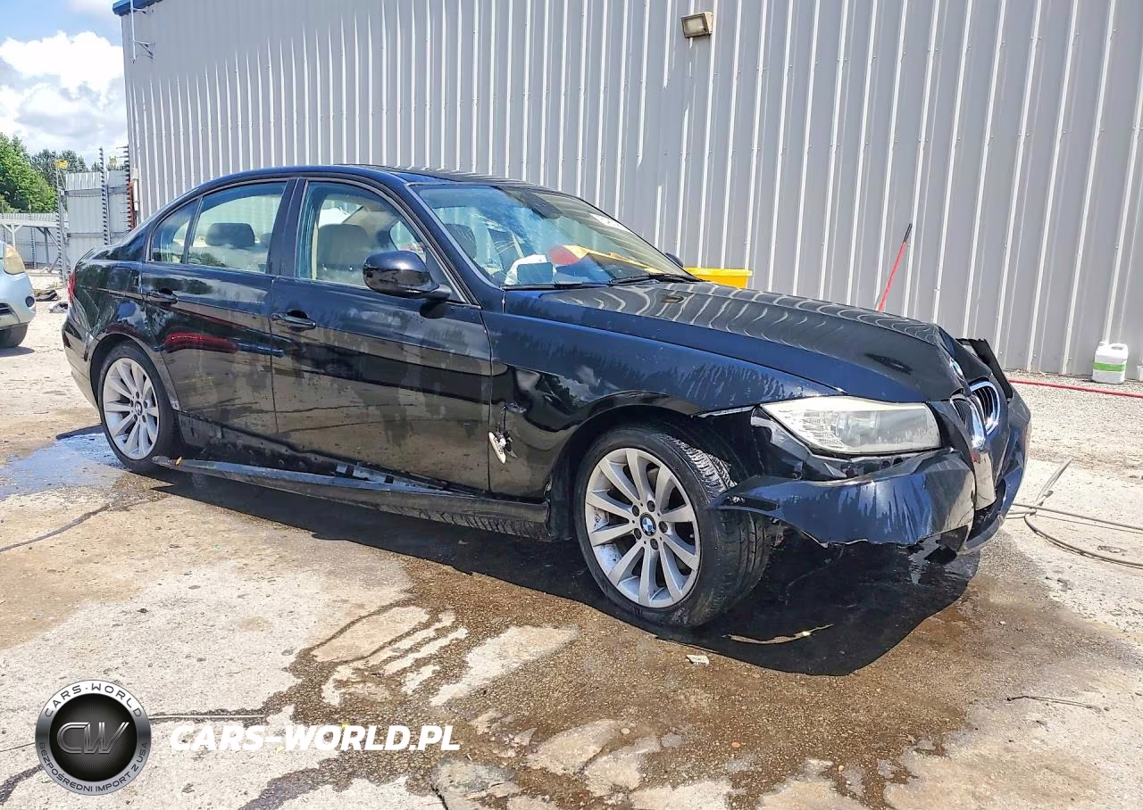 2011 BMW 328 I VIN:WBAPH7G57BNN02153 - 4
