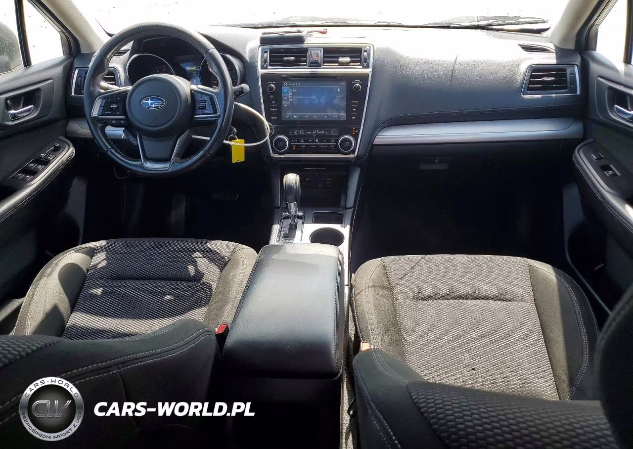 2018 Subaru Outback 2.5I Premium VIN:4S4BSACCXJ3255510 - 8