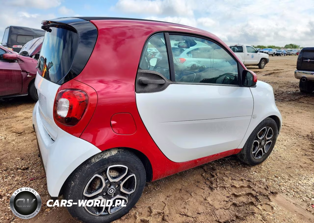 2018 Smart Fortwo VIN:WMEFJ9BA0JK283377 - 3