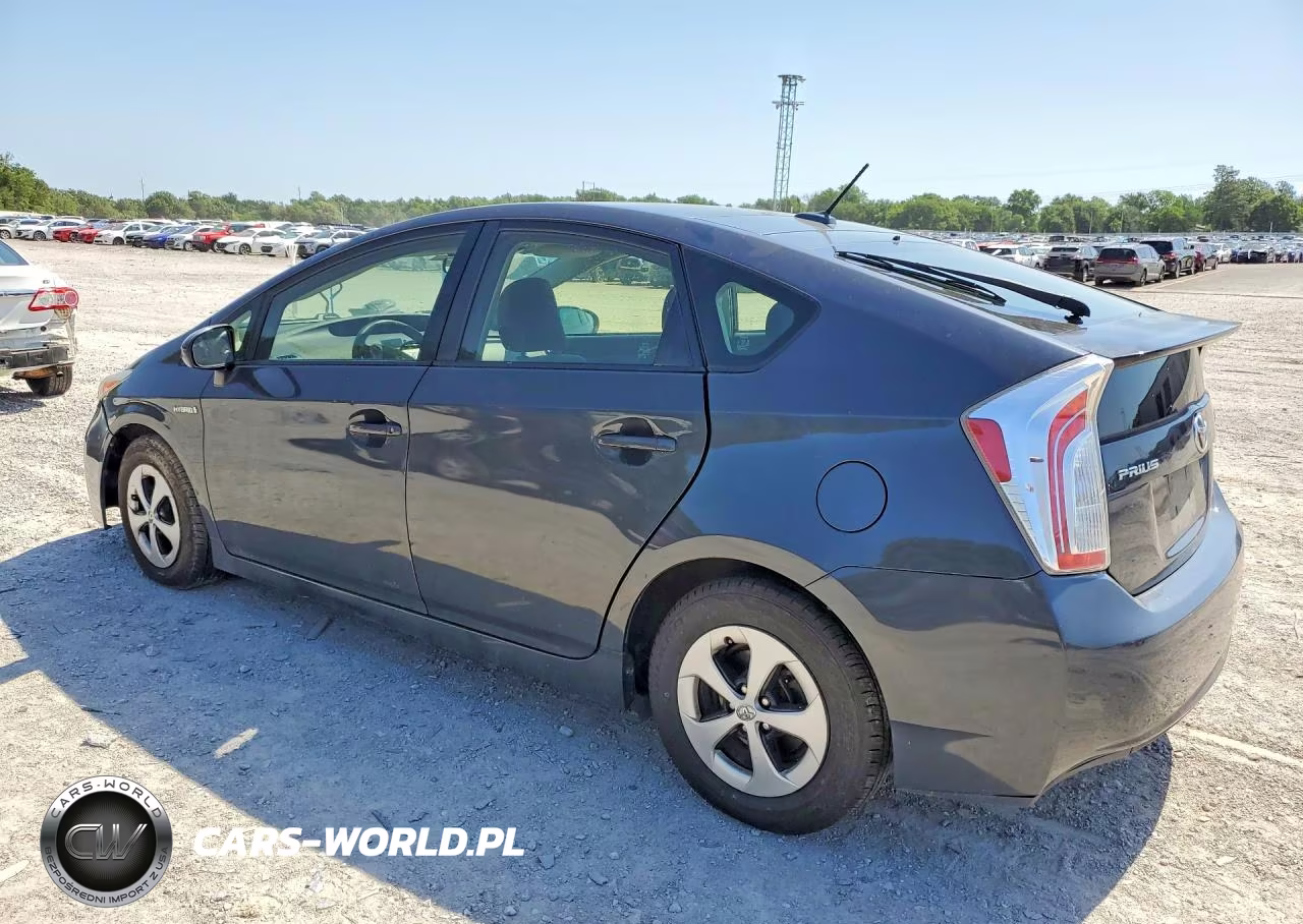 2013 Toyota Prius Three VIN:JTDKN3DU3D1624108 - 2