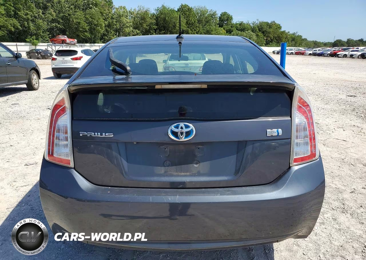 2013 Toyota Prius Three VIN:JTDKN3DU3D1624108 - 6