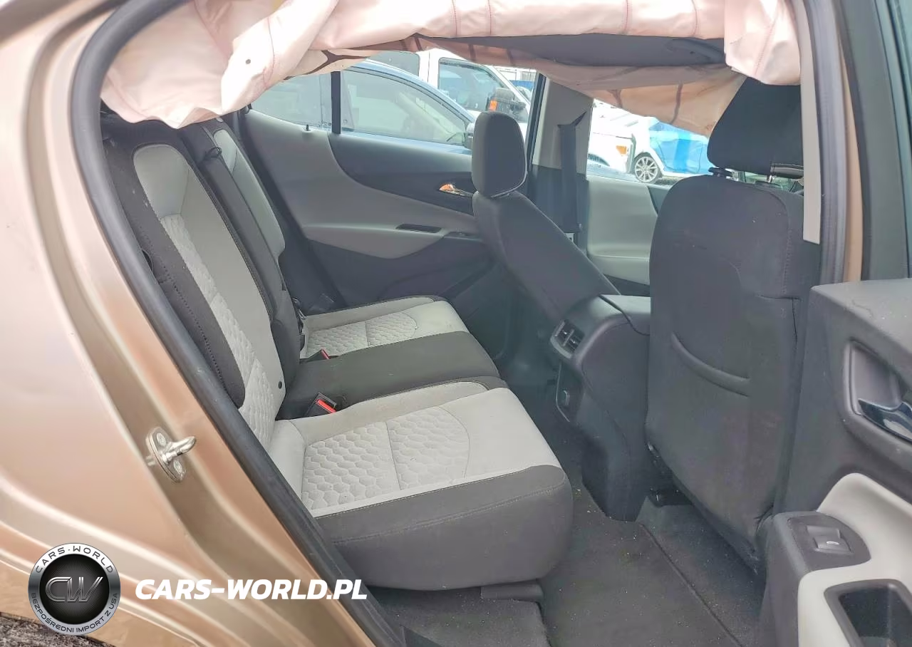 2018 Chevrolet Equinox Ls VIN:2GNAXHEV4J6327794 - 10
