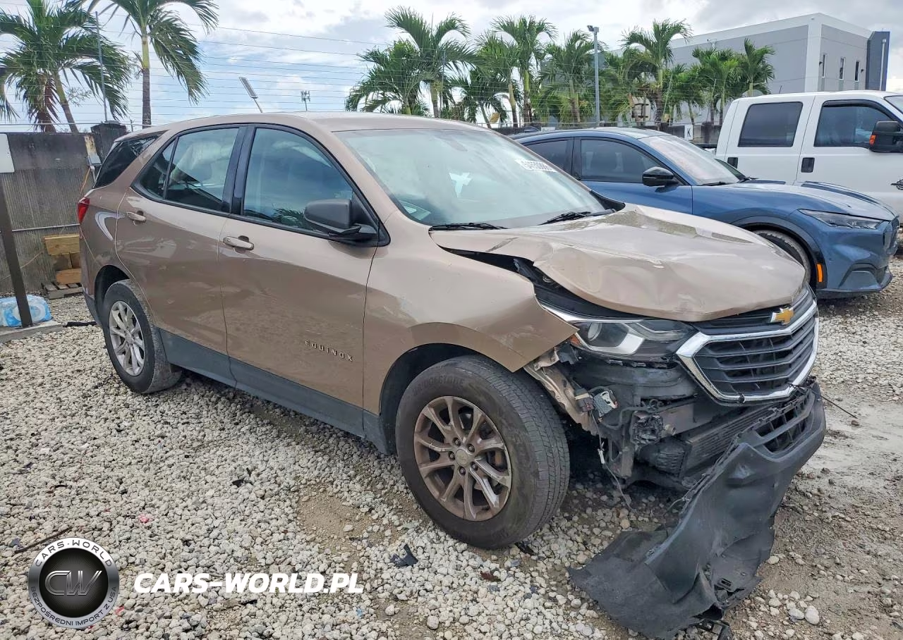 2018 Chevrolet Equinox Ls VIN:2GNAXHEV4J6327794 - 4