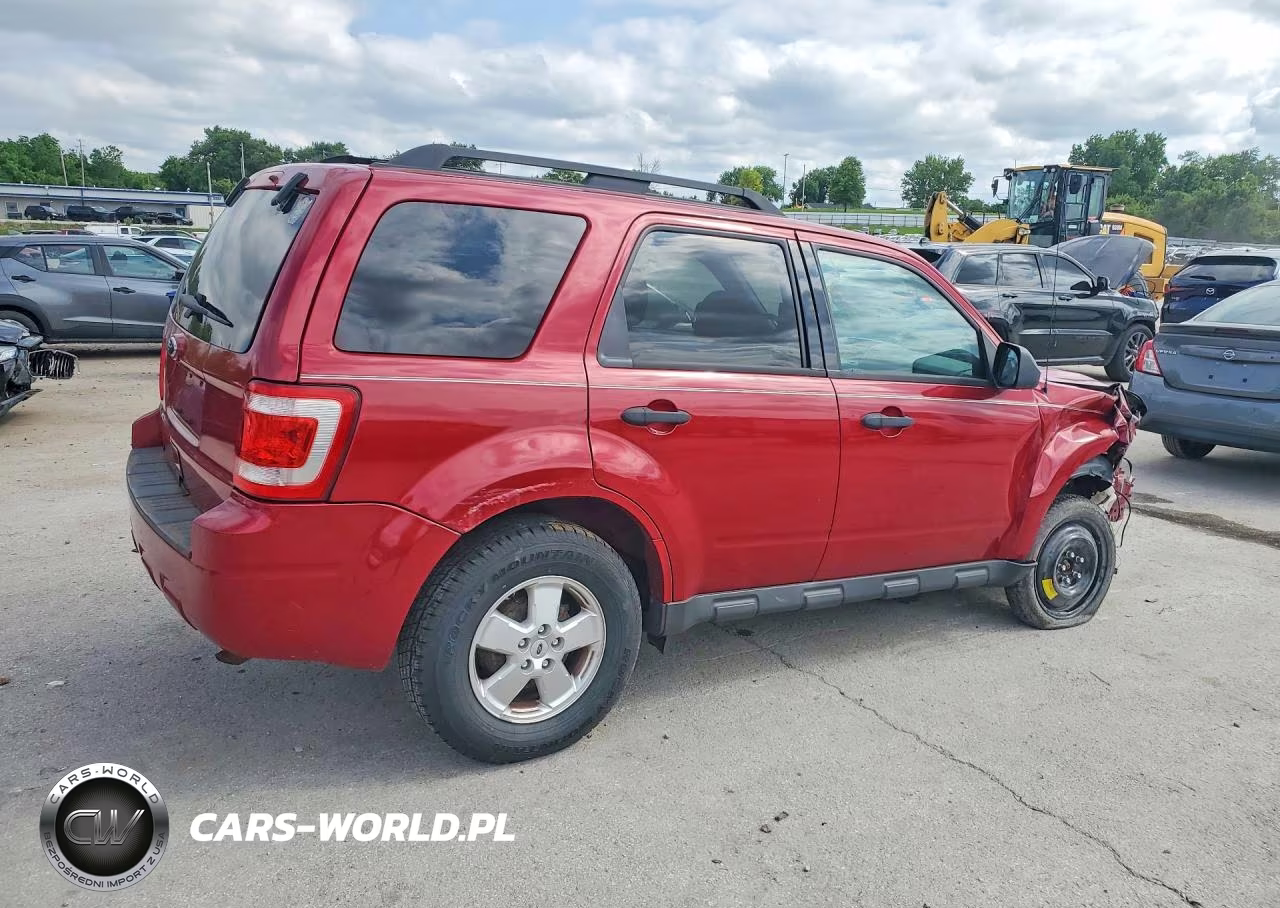 2011 Ford Escape Xlt VIN:1FMCU9D7XBKB71094 - 3