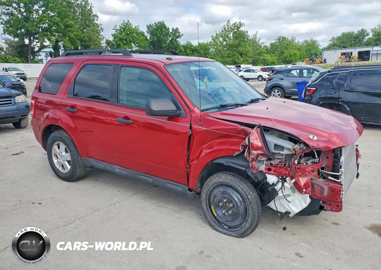 2011 Ford Escape Xlt VIN:1FMCU9D7XBKB71094 - 4