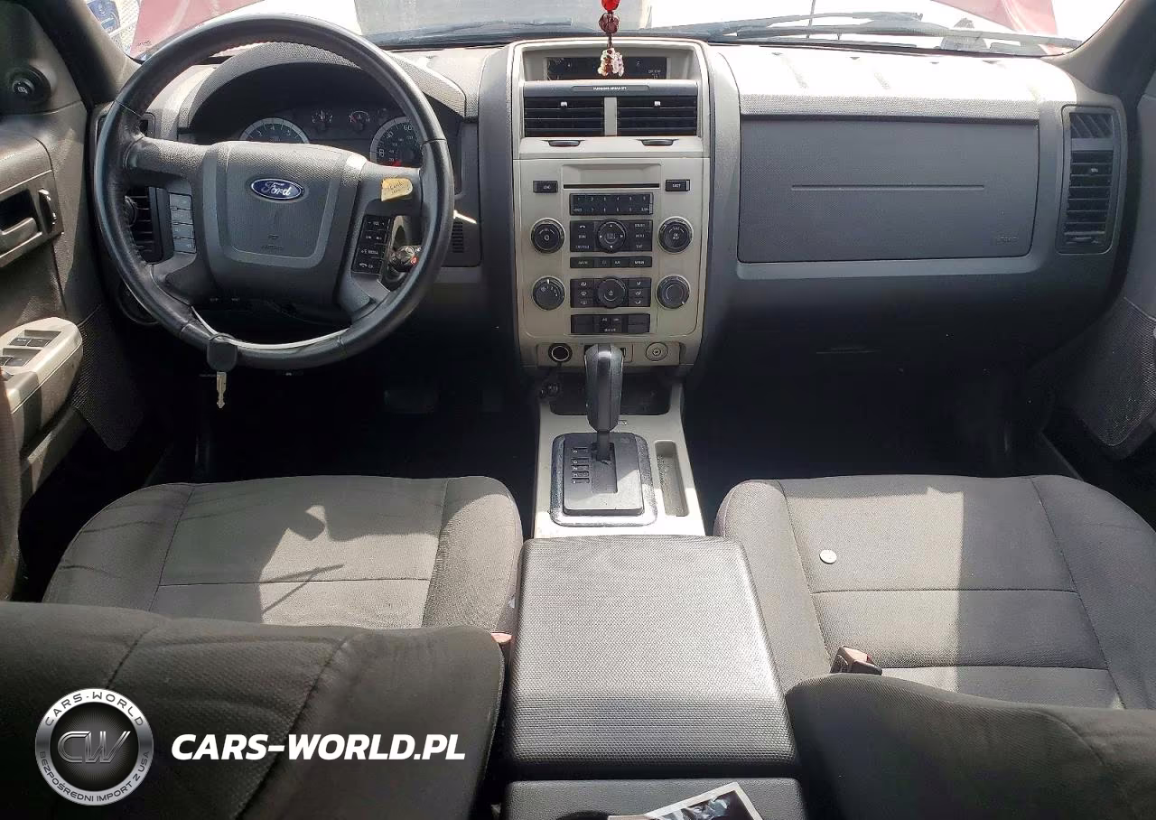 2011 Ford Escape Xlt VIN:1FMCU9D7XBKB71094 - 8