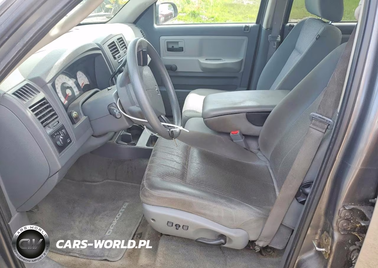 2007 Dodge Dakota Quad VIN:1D7HW28K27S259631 - 7