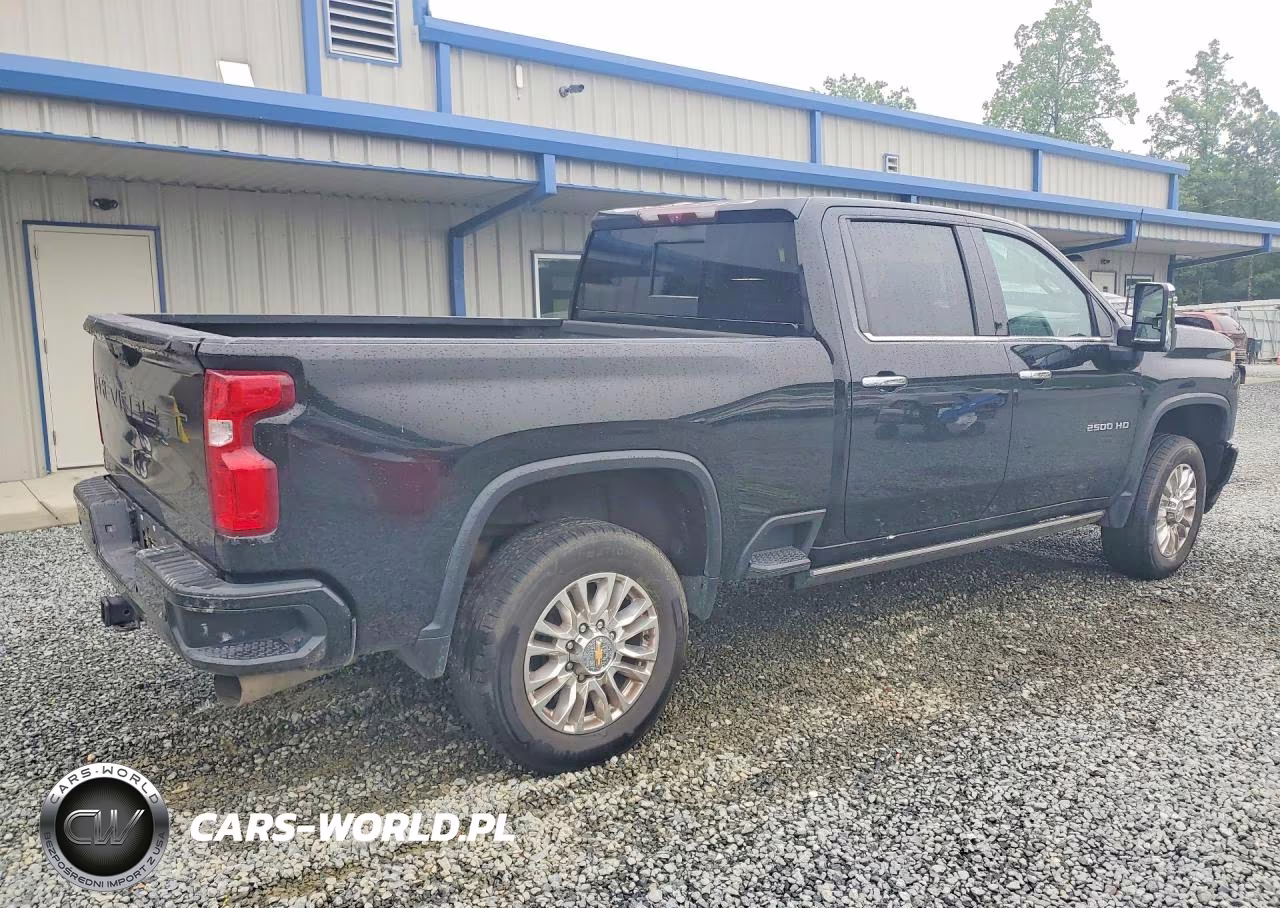 2023 Chevrolet Silverado K2500 High Country VIN:2GC4YREY6P1704263 - 3