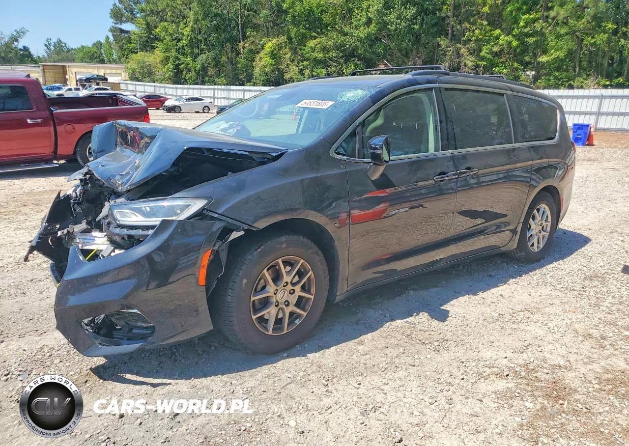 2022 Chrysler Pacifica Touring L