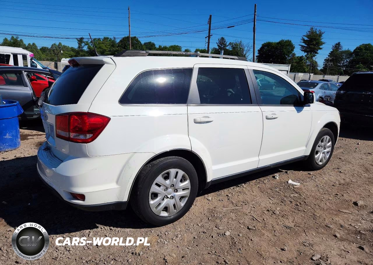 2019 Dodge Journey Se VIN:3C4PDCBB1KT867450 - 3