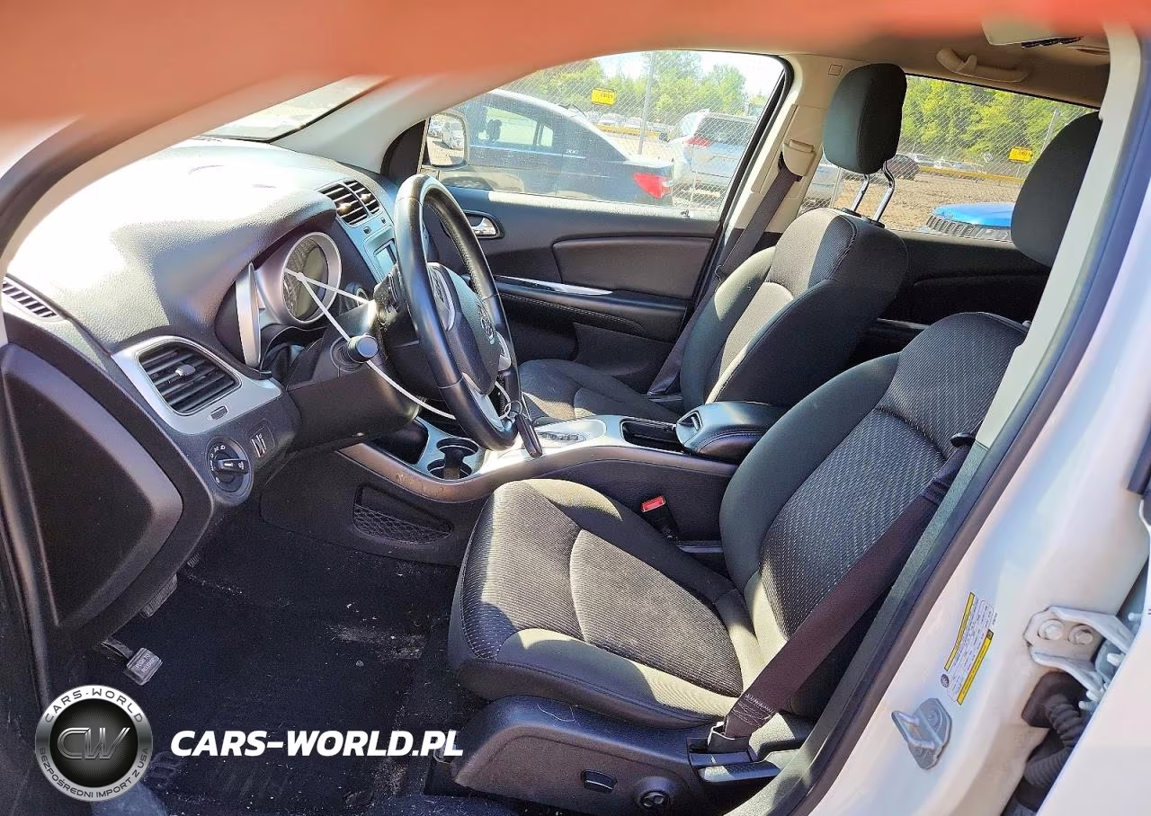 2019 Dodge Journey Se VIN:3C4PDCBB1KT867450 - 7