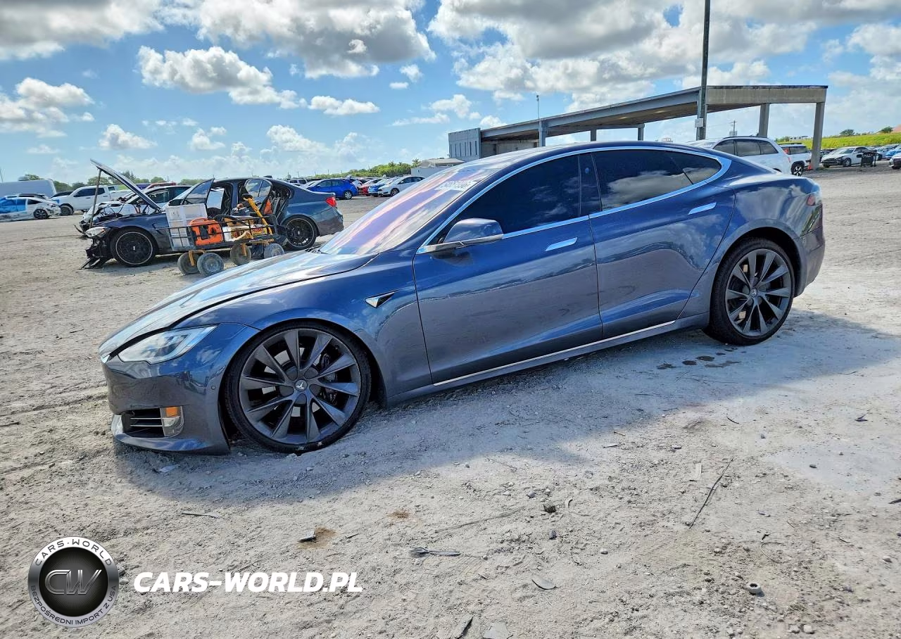 2019 Tesla Model S – zdjęcie 1 z 12