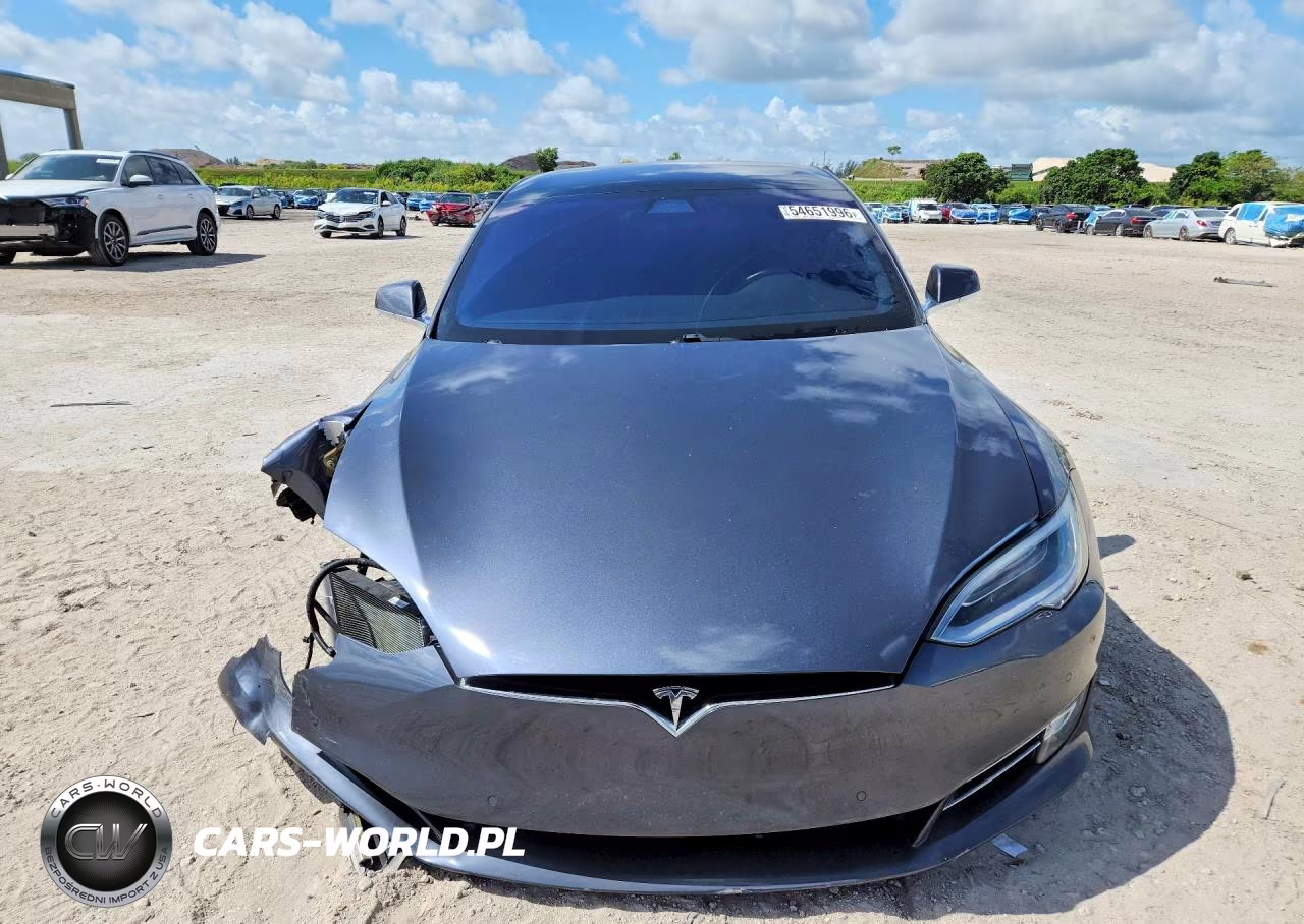 2019 Tesla Model S VIN:5YJSA1E28KF305109 - 5