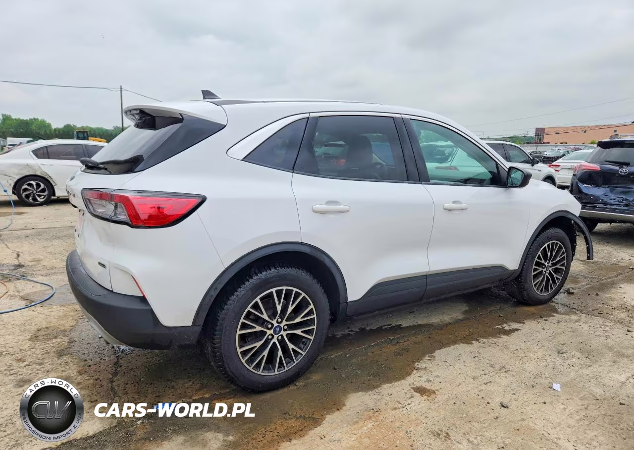 2022 Ford Escape Se VIN:1FMCU0EZ2NUA19881 - 3