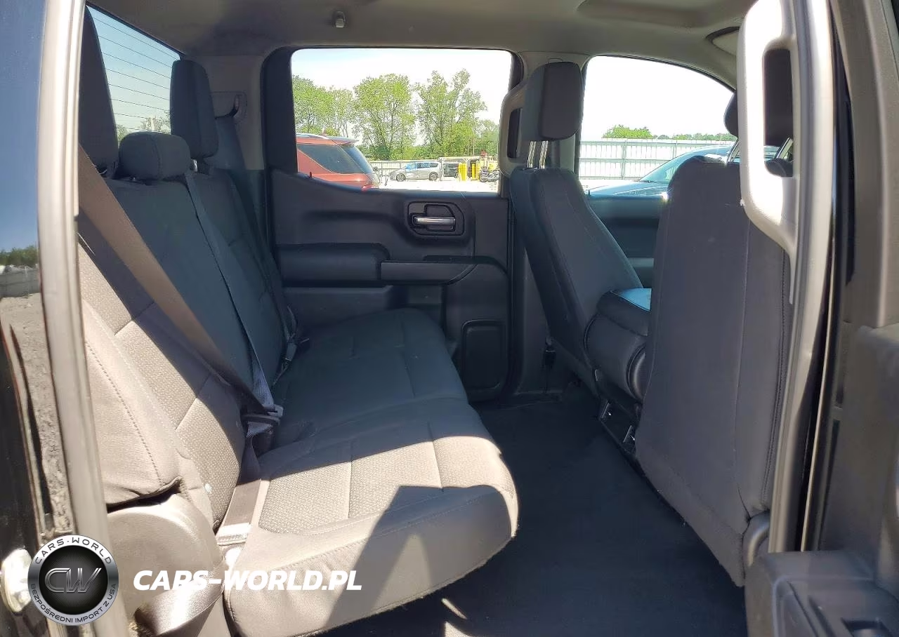 2021 Chevrolet Silverado K1500 Custom VIN:3GCPYBEK9MG254305 - 10