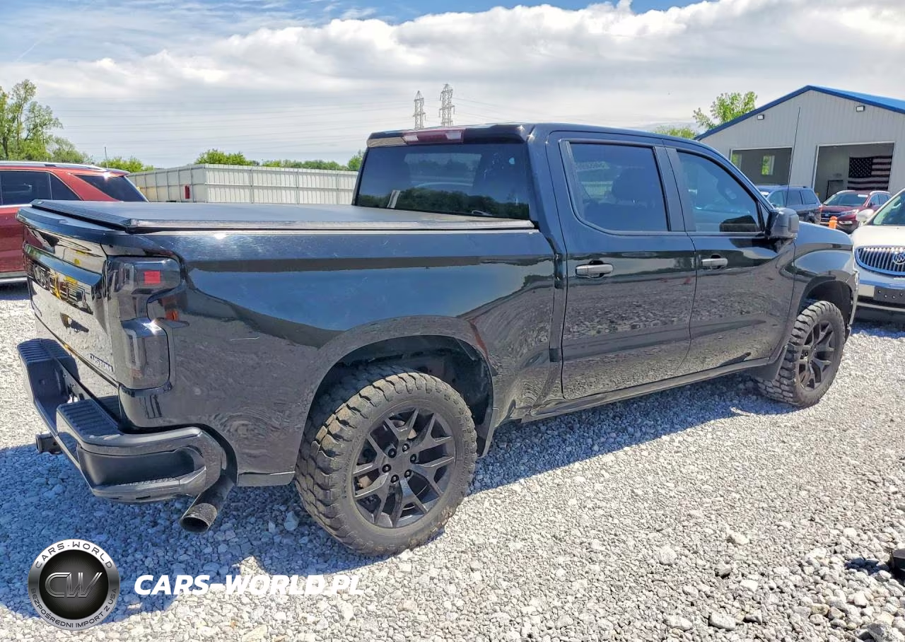 2021 Chevrolet Silverado K1500 Custom VIN:3GCPYBEK9MG254305 - 3