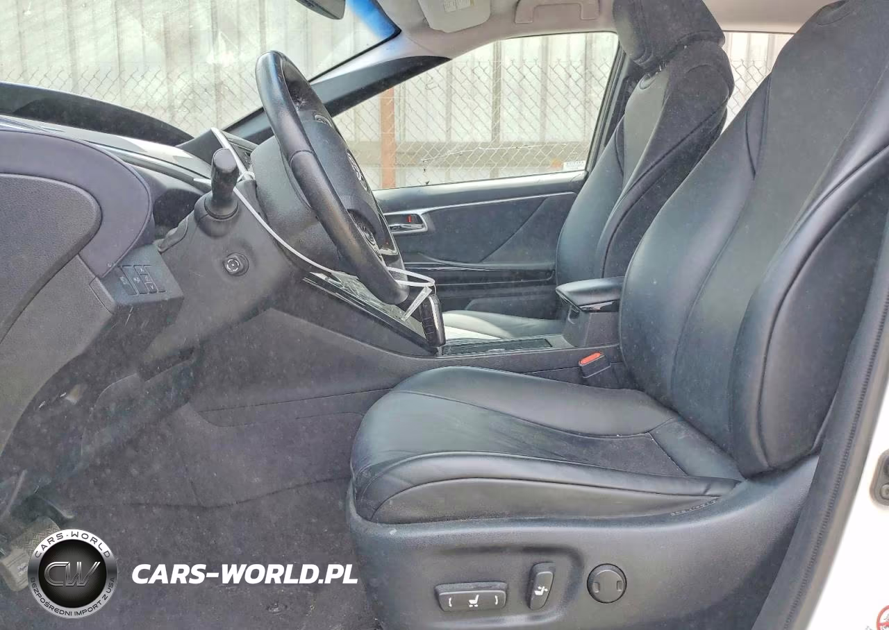 2018 Toyota Mirai Base VIN:JTDBVRBDXJA004941 - 7