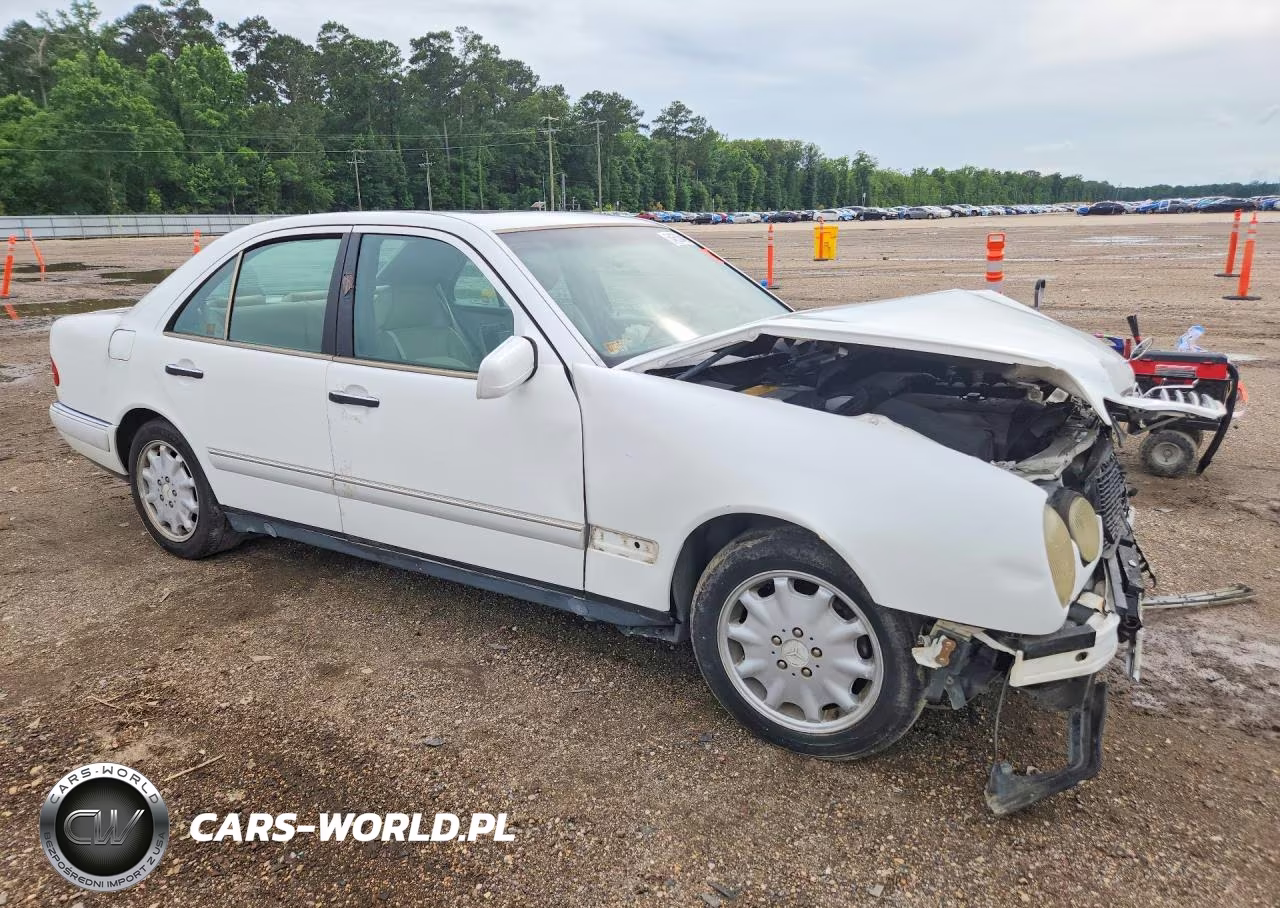 1996 Mercedes-Benz E 320 VIN:WDBJF55F9TJ010343 - 4