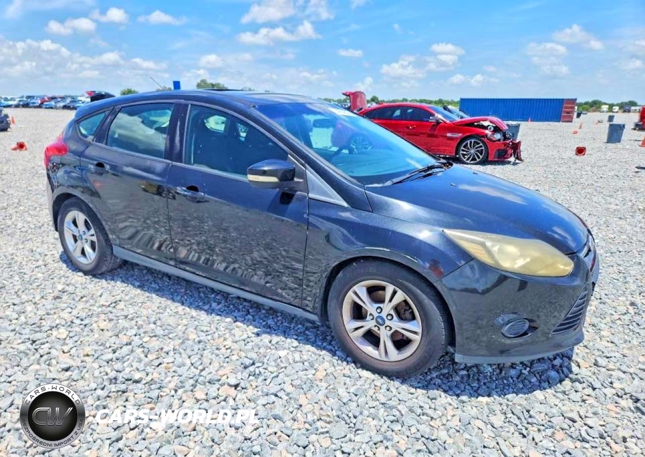 2013 Ford Focus Se VIN:1FADP3K22DL265445 - 4