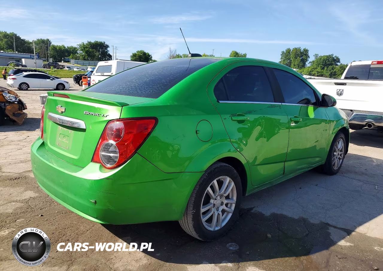 2015 Chevrolet Sonic Lt VIN:1G1JC5SH3F4132398 - 3