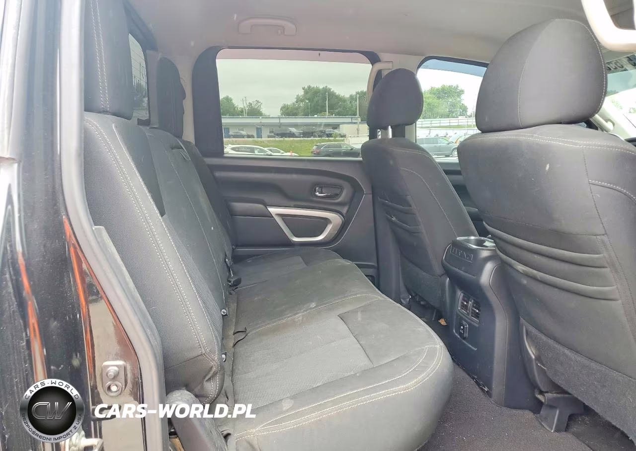 2017 Nissan Titan Xd Sv VIN:1N6BA1F47HN521802 - 10