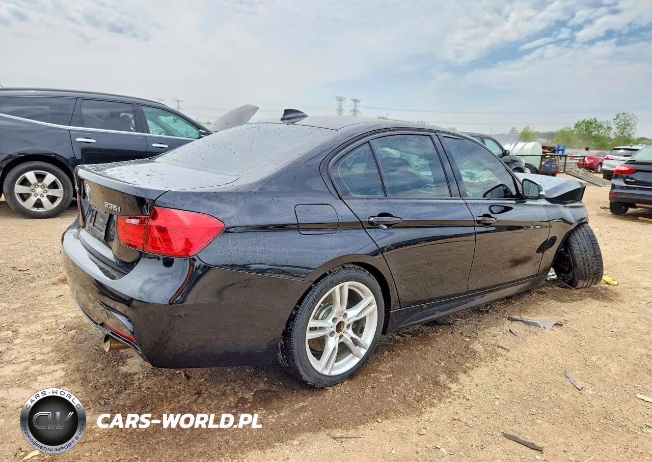 2013 BMW 335 Xi VIN:WBA3B9C54DJ899140 - 3