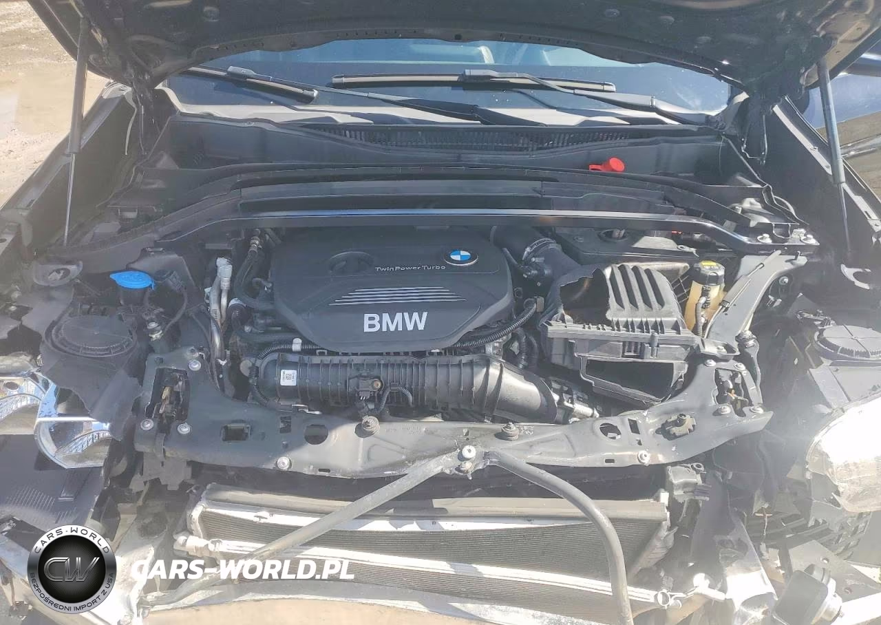 2018 BMW X1 xDrive28I VIN:WBXHT3C35J5L30404 - 12