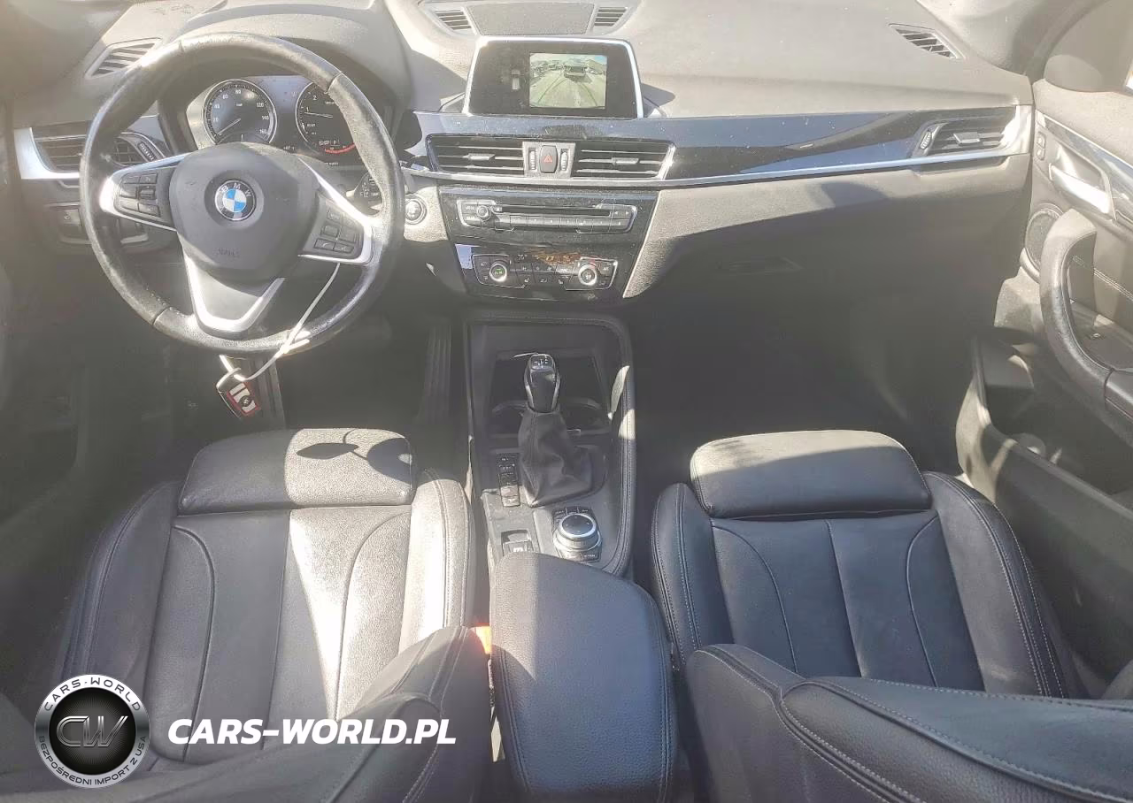 2018 BMW X1 xDrive28I VIN:WBXHT3C35J5L30404 - 8
