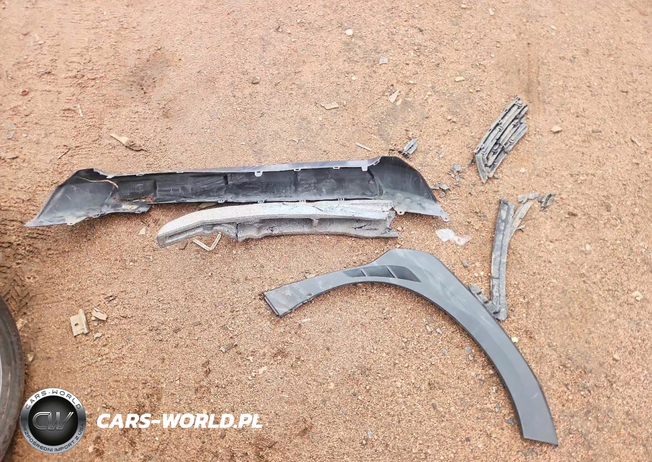 2024 Subaru Crosstrek Premium VIN:JF2GUADC3RH335394 - 12