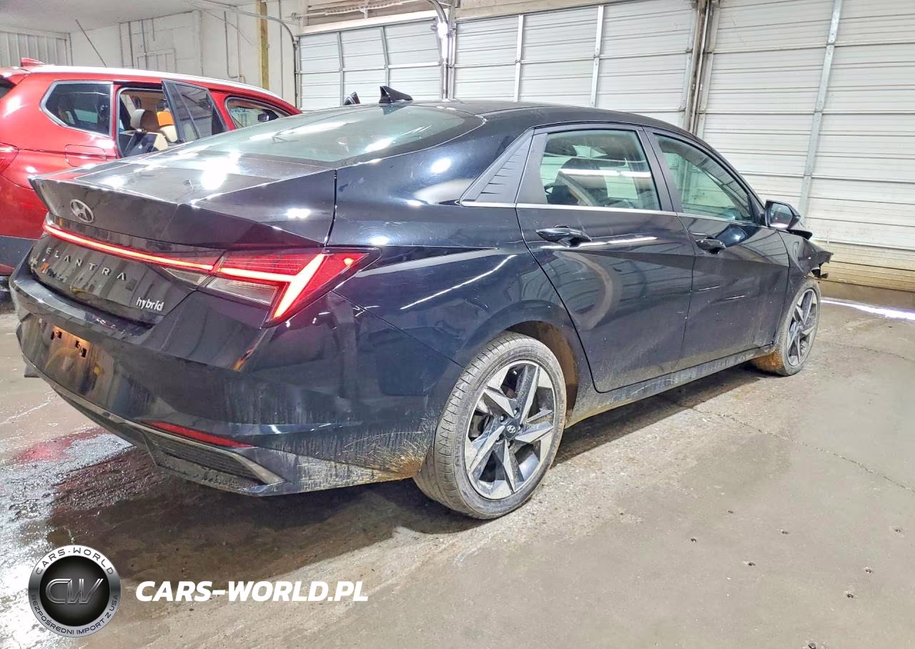 2021 Hyundai Elantra Limited VIN:KMHLN4AJ8MU004935 - 3