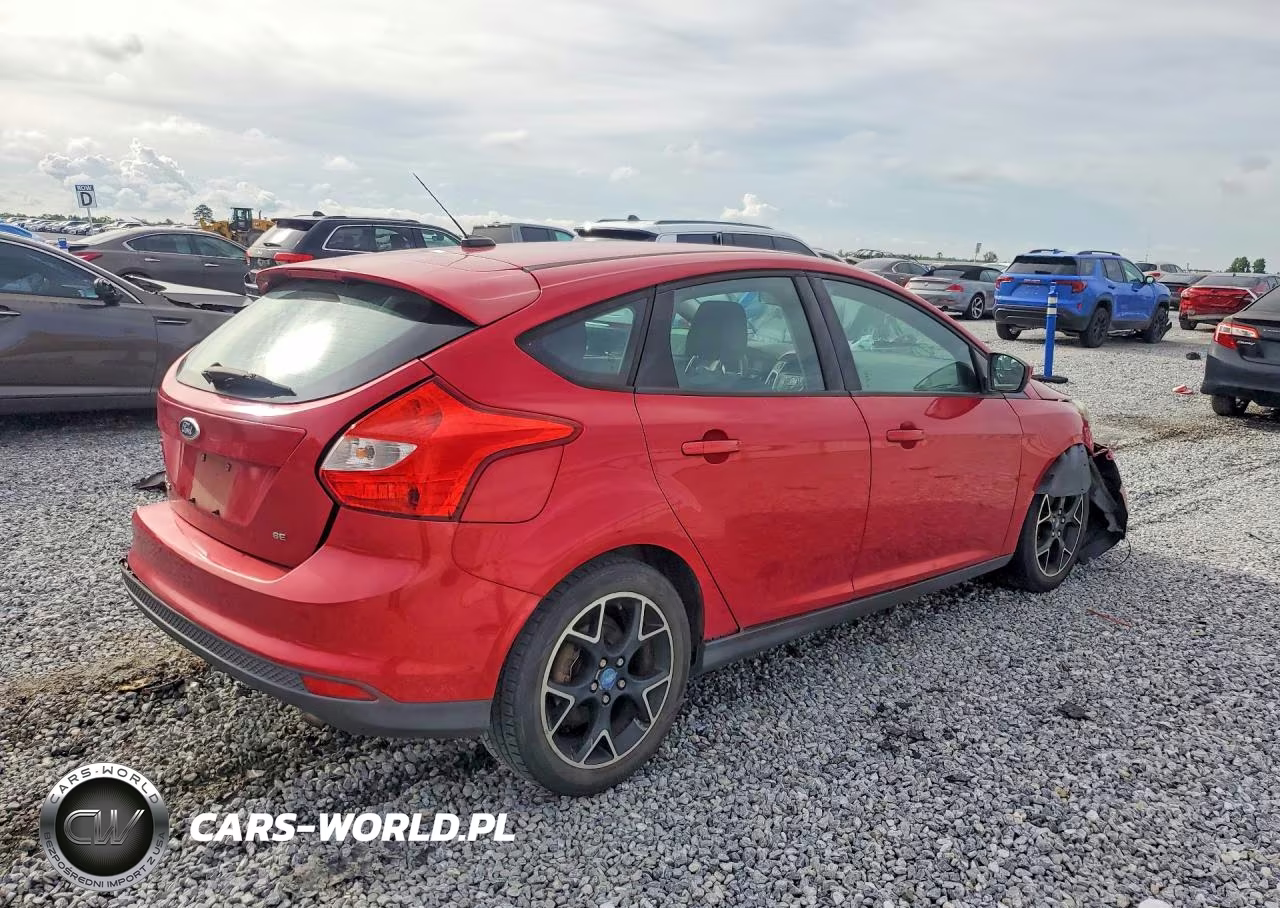 2012 Ford Focus Se VIN:1FAHP3K24CL371380 - 3