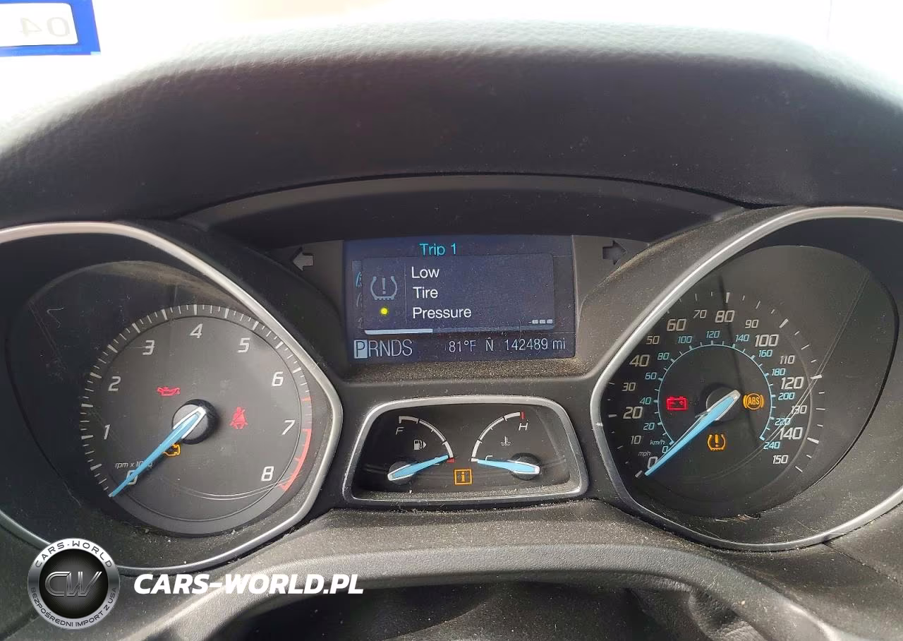 2012 Ford Focus Se VIN:1FAHP3K24CL371380 - 9