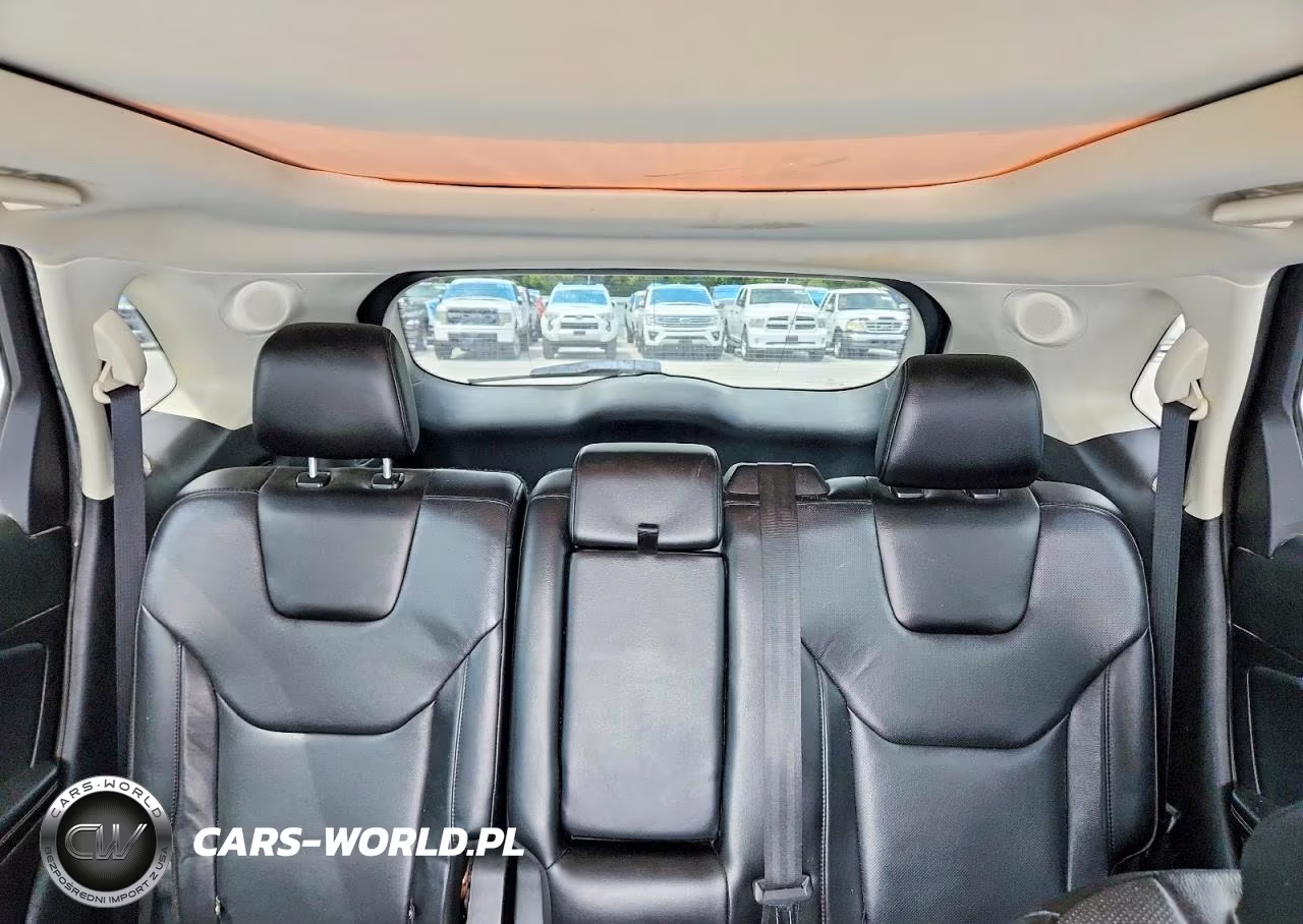 2019 Ford Edge Titanium VIN:2FMPK3K99KBB42706 - 10