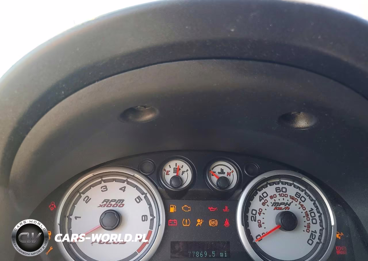 2010 Ford Focus Se VIN:1FAHP3FN2AW292077 - 9