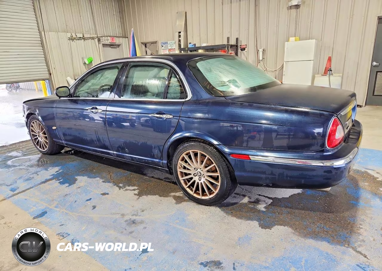 2007 Jaguar Xj8 VIN:SAJWA71BX7SH14432 - 2