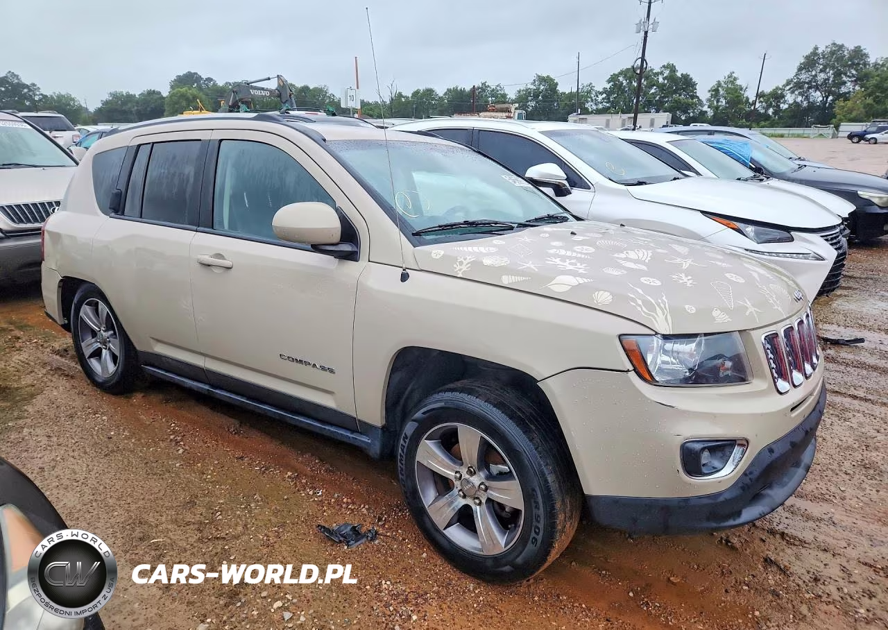 2017 Jeep Compass Latitude VIN:1C4NJCEA7HD152691 - 4